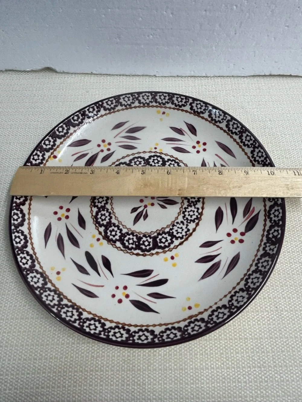 Temp-Tations Cream Plate with Brown and Yellow Floral Pattern